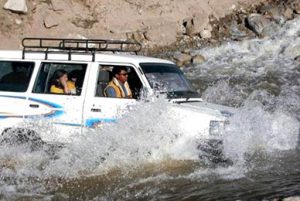 manali tempo traveller, manali to rohtang pass sharing taxi service